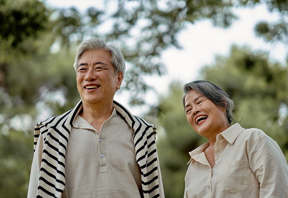 노인 임플란트 지원 — 건강보험·의료급여·실손·치아보험 안내
